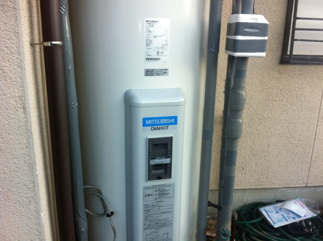 清須市　電気温水器取替工事